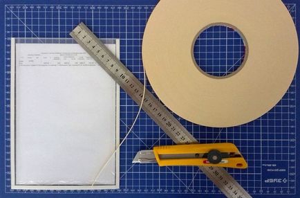 Előállítása ragasztó zsebek információ áll átlátszó műanyag - valós (állványok) Előállítása ragasztó zsebek információ áll átlátszó műanyag - Fair