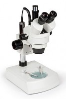 A találmány a mikroszkóp