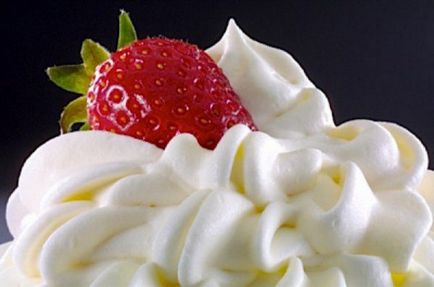 Hogyan ostorral a krém (tejszín, torta) módszerek (krém) Hogyan ostorral a krém (tejszín, torta) módszerekkel