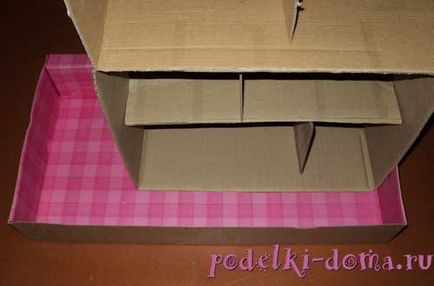 Hogyan készítsünk egy házat babák saját kezűleg, egy doboz ötletek és műhelyek