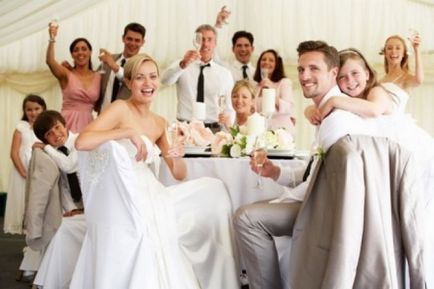 Hogyan tartsa hűvös, miközben készül az esküvőre - Hasznos tippek Esküvő