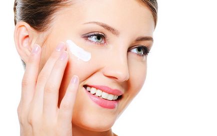 Peeling krémet az arc - alkalmazási módszer (peeling krém az arcon) Peeling krémet az arc - alkalmazási módszer