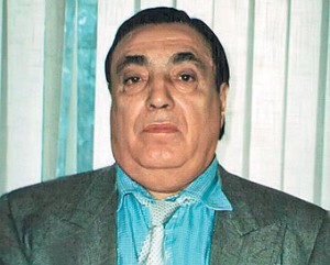 Büntető hatóságok tolvajok, megölte nagyapját Hassan (nagyapa) Büntető hatóságok tolvajok, megölte nagyapját Hassan