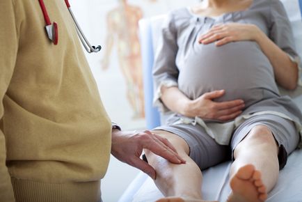 Sajgó lábak a terhesség alatt -, hogy lehet az oka, és mit kell tenni