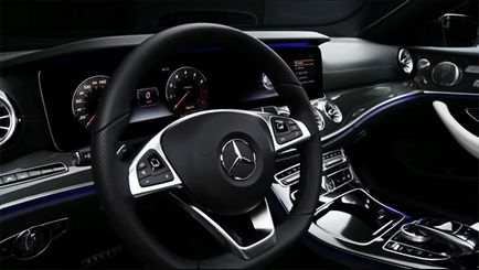 Új Mercedes-Benz E-osztály kupé fotók videók ára csomagban, specifikációk vélemények