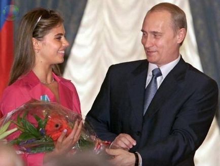 Miért Putyin elvált felesége okai