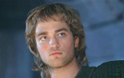 Robert Pattinson (Robert Pattinson) fotók, életrajz, hírek, a személyes élet (feleség, magasság) (Pattinson) Robert Pattinson (Robert Pattinson) fotók, életrajz, hírek, a személyes élet (feleség, növekedés)