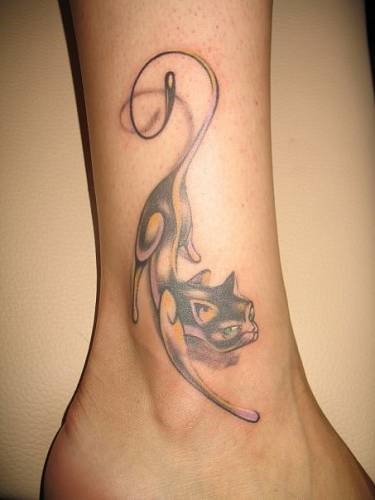 A tetoválás a lábán macska egy portál