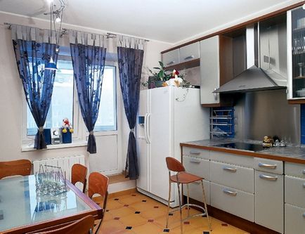 Konyha kialakítási lehetőség (fotó 51), a belsejében egy kis szobában a kezét kézikönyv, fényképészeti és (konyha) Konyha kialakítási lehetőség (fotó 51), a belsejében egy kis szobában a kezét útmutató, fotó- és