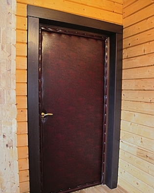 Bejárati ajtók magánlakásoké - különösen a kiválasztási, típusait és fényképezési beállítások