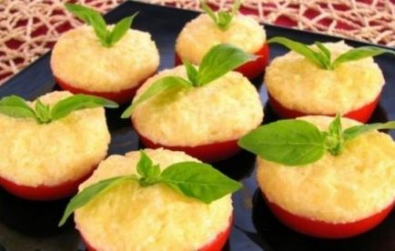 Snack „Caprese” vagy paradicsom volt sajt (sajt) Snack „Caprese” vagy volt paradicsom és sajt
