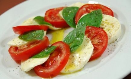Snack „Caprese” vagy paradicsom volt sajt (sajt és paradicsom fokhagyma) Snack „Caprese” vagy volt paradicsom és sajt
