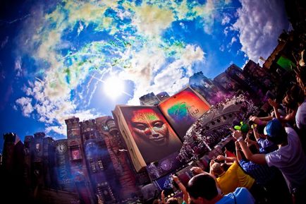 Tomorrowland, mi ez