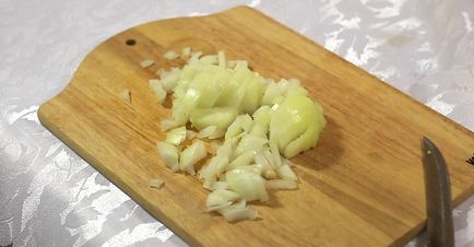 Darab csirke mártásban Darab csirke mártásban