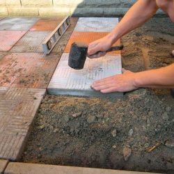 Útcsempe a kezüket és a technológia lépésről lépésre, hogyan kell tenni, (a) Útcsempe a kezüket és a technológia lépésről lépésre hogyan kell tenni