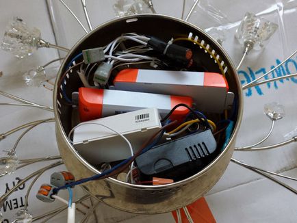Szerelési 12V LED izzók a csillár helyett halogénatom (helyett) Szerelési 12v LED izzók a csillár helyett halogén