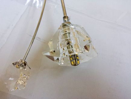 Szerelési 12V LED izzók a csillár helyett halogénatom (helyett) Szerelési 12v LED izzók a csillár helyett halogén