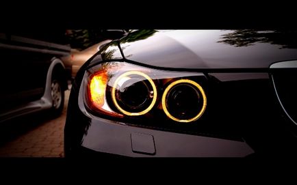 Hogyan készítsünk Angel Eyes Hogyan készítsünk Angel Eyes