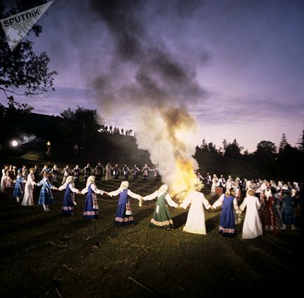 Hogyan Ünnepeld Ivan Kupala