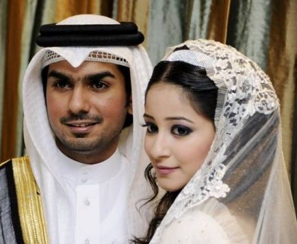 Arab férfiak és a nők, hogyan kell élni egy közönséges arab család, az Egyesült Arab Emírségek (szerelem) Arab férfiak és a nők, hogyan kell élni egy közönséges arab család az EAE