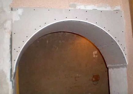 Arch készült gipszkarton kezüket Belső ajtó
