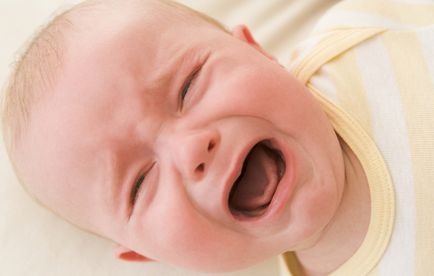 Mint köhögés kezelésére csecsemők - orvosság száraz köhögés és váladék egy csecsemő a 3., 4. és 6.