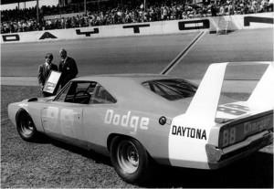 Dodge töltő Daytona 1969 - vásárlás, ár, funkciók, avtobelyavtsev - autó minden idők