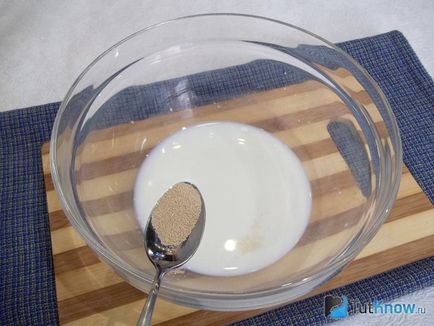 Kelt tészta, hogyan lehet a megfelelő receptet fényképpel (élesztő) Kelt tészta, hogyan lehet a helyes recept fotókkal