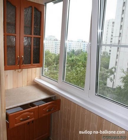 Hogyan készítsünk egy szép szekrény az erkélyen (26 fotó)