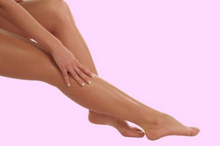Hogyan könnyítsen szőr a lábát, és hogyan elszíneződések hidrogén-peroxiddal
