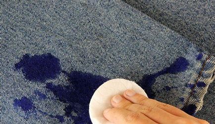 Hogyan mossa ruháit gouache és szőnyeg 3 módon