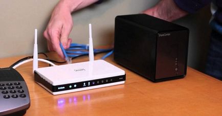 Hogyan állíthatom vissza a router, beleértve az eltávolítása