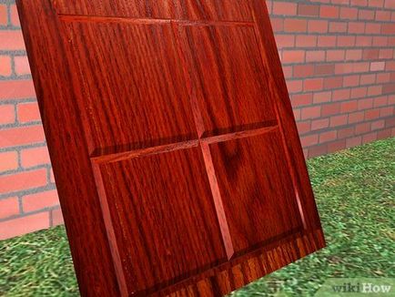 Hogyan kell festeni a régi, fából készült ajtó