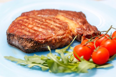 Főzni sertés steak serpenyőben otthon 3 vényköteles szaftos és ízletes steak