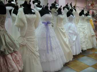 Hogyan kell eladni egy esküvői ruha tippeket egykori menyasszony