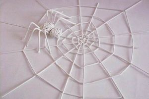 Hogyan készítsünk egy papír pók