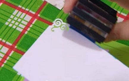 Hogyan készítsünk egy képeslapot a kezét videotippek (göndör) Hogyan készítsünk egy képeslapot a kezét video tippek