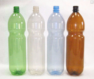 Hogyan, hogy a tenyér a műanyag palackok, kézműves a kertben saját kezűleg
