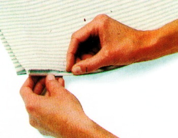 Hogyan varrni egy négyzet alakú párna - vágás és varrás