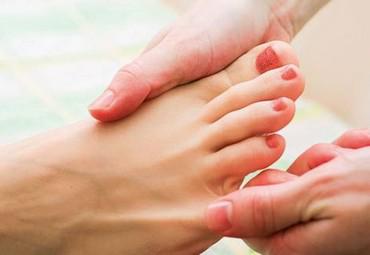 Numb lábujjak okoz, kezelési módszerek, ha orvoshoz
