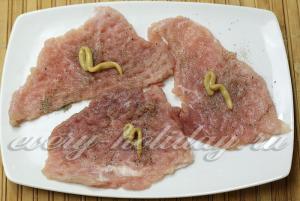 Hússzeleteket burgonyával kemencében recept egy fotót a sertéshús