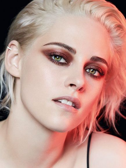 Ahhoz, hogy az korlátozza a lehetséges új kollekció make-up szemét gyűjtése 2017 Chanel