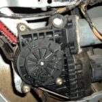 Okai nem működik ablakok, javítása, cseréje a mechanizmus (ok) Okai nem működik ablakok, javítás és a csere mechanizmus