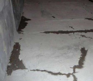 Javítása betonpadlók megszüntetése repedések, kátyúk, egyenetlen