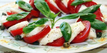 Caprese saláta - lépésről lépésre recept az olasz konyha képekkel