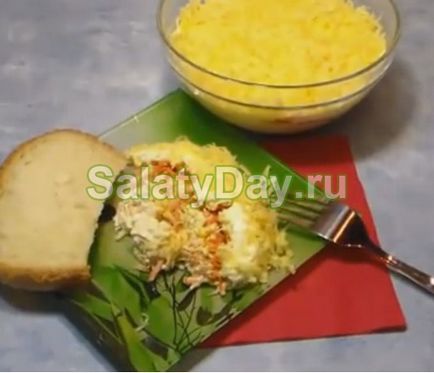 Koreai saláta sárgarépa és a csirke - fűszeres hideg előétel recept fotók és videó (sárgarépa) Koreai saláta sárgarépa és a csirke - fűszeres hideg előétel recept fotókkal és videó