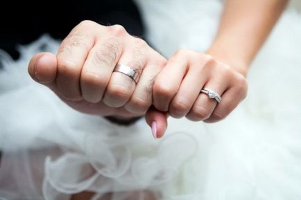 Ezüst jegygyűrű (95 kép) pár ezüstből egy esküvő, egy női változata a gyűrű