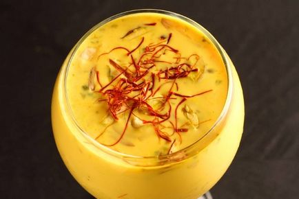 Saffron hasznos tulajdonságok, mint a bevétel (sáfrány) Saffron hasznos tulajdonságok, mint a bevétel