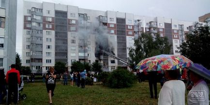 A robbanás és tűz egy apartmanházban Naberezhnye Chelny
