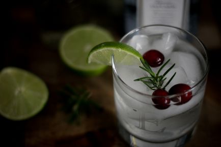 Gin ital, mint ivás Gin ital, mint ivás